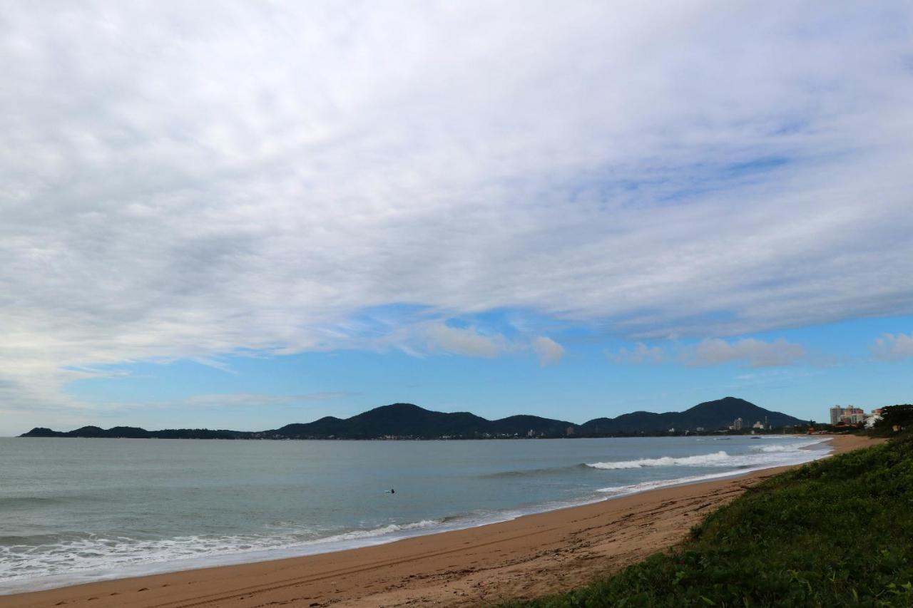 Curta Praia Do Quilombo - Lunata Penha  Kültér fotó